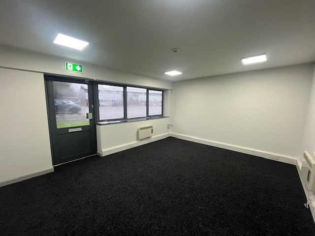 Industrial Unit in Telford - photo 3